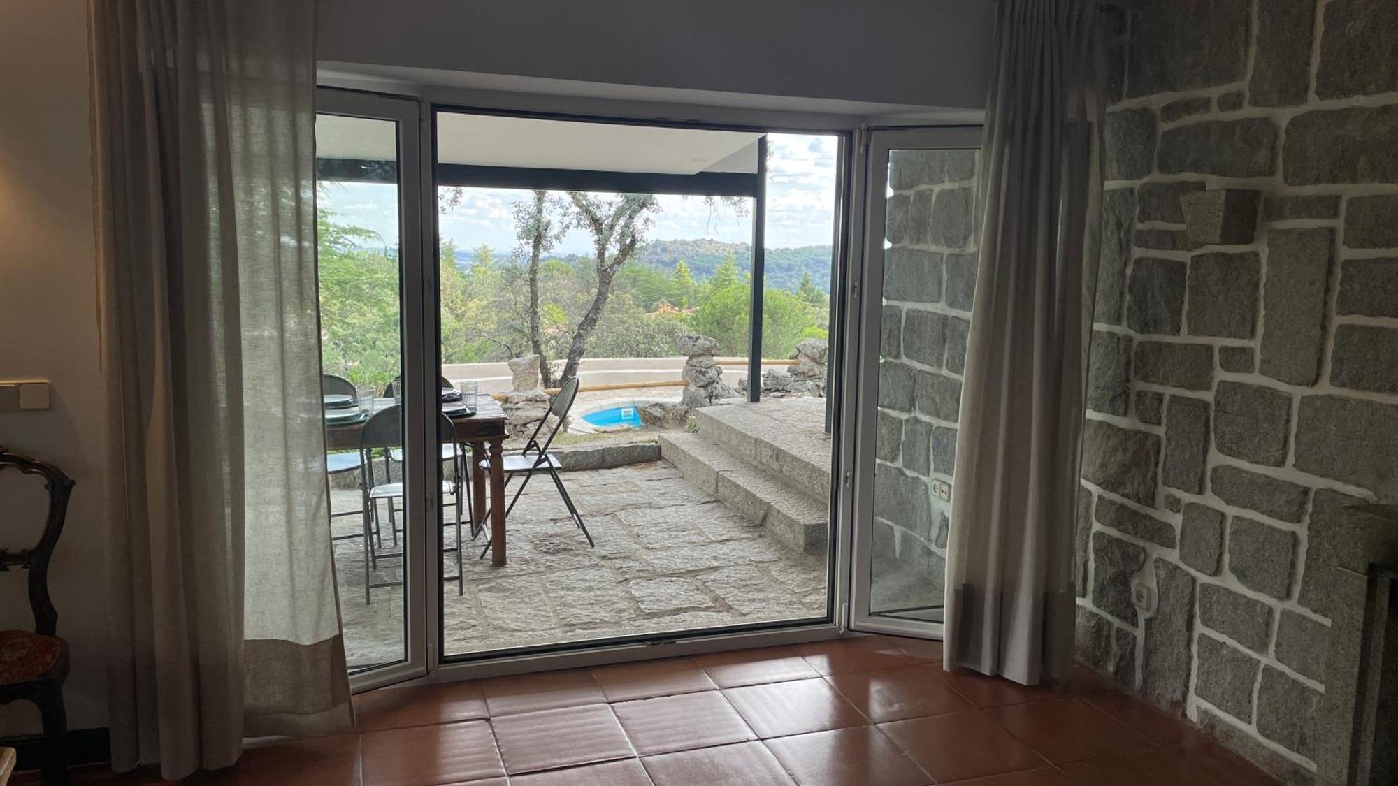 Chalet Con Piscina En Торелодонес Екстериор снимка