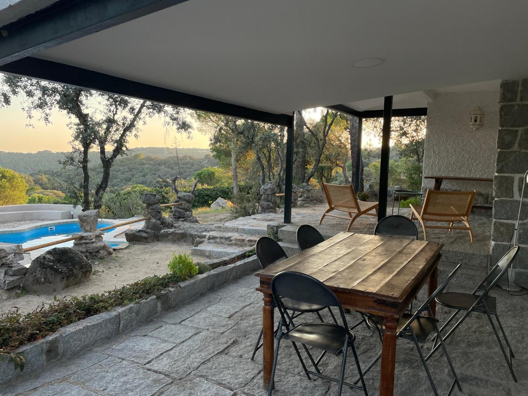 Chalet Con Piscina En Торелодонес Екстериор снимка